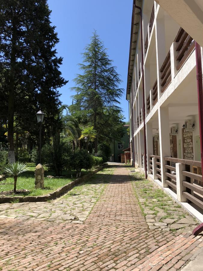 Heliopark Gora Bagrata Sukhumi Exterior foto